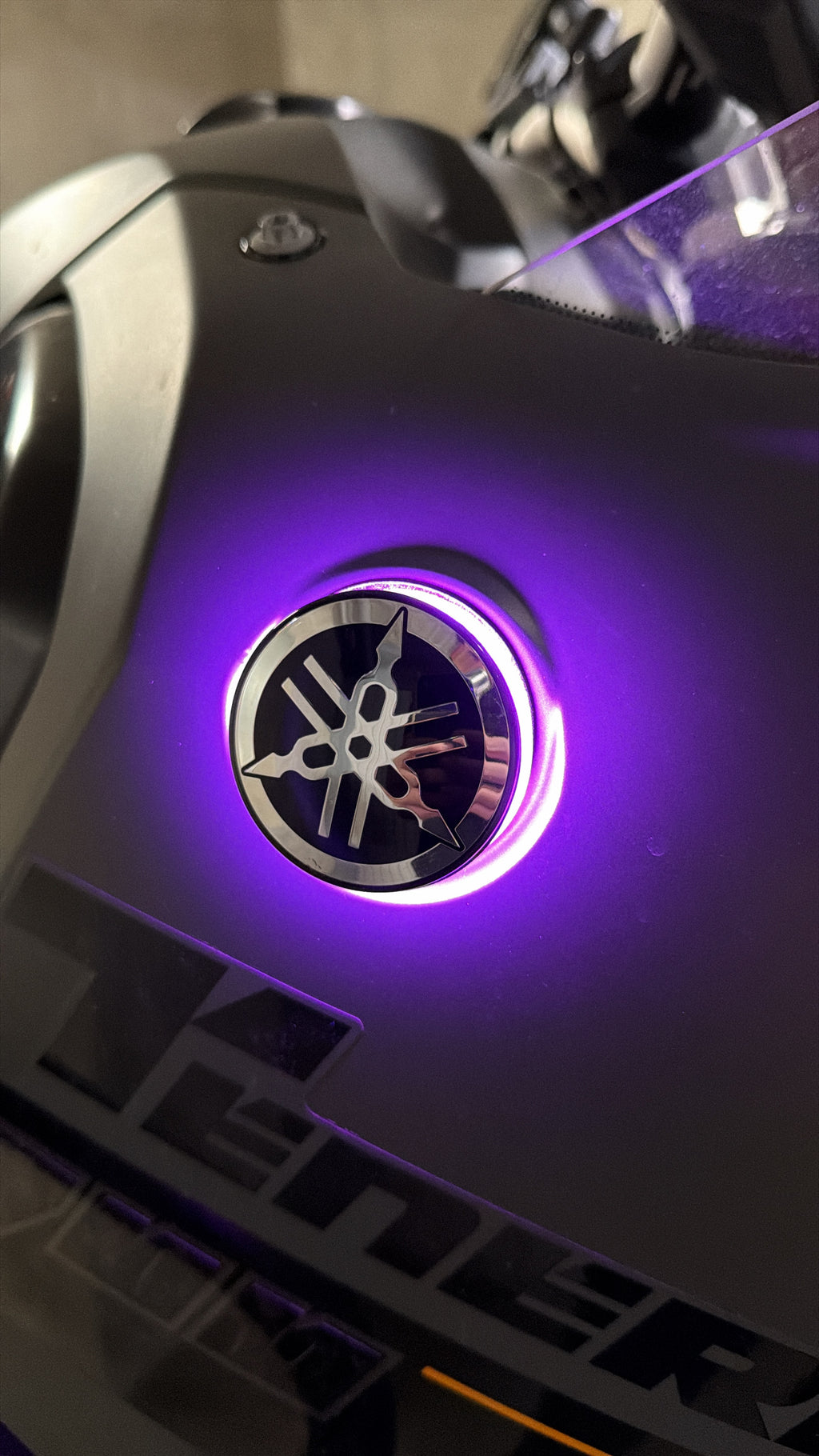 Logo led RGB Yam