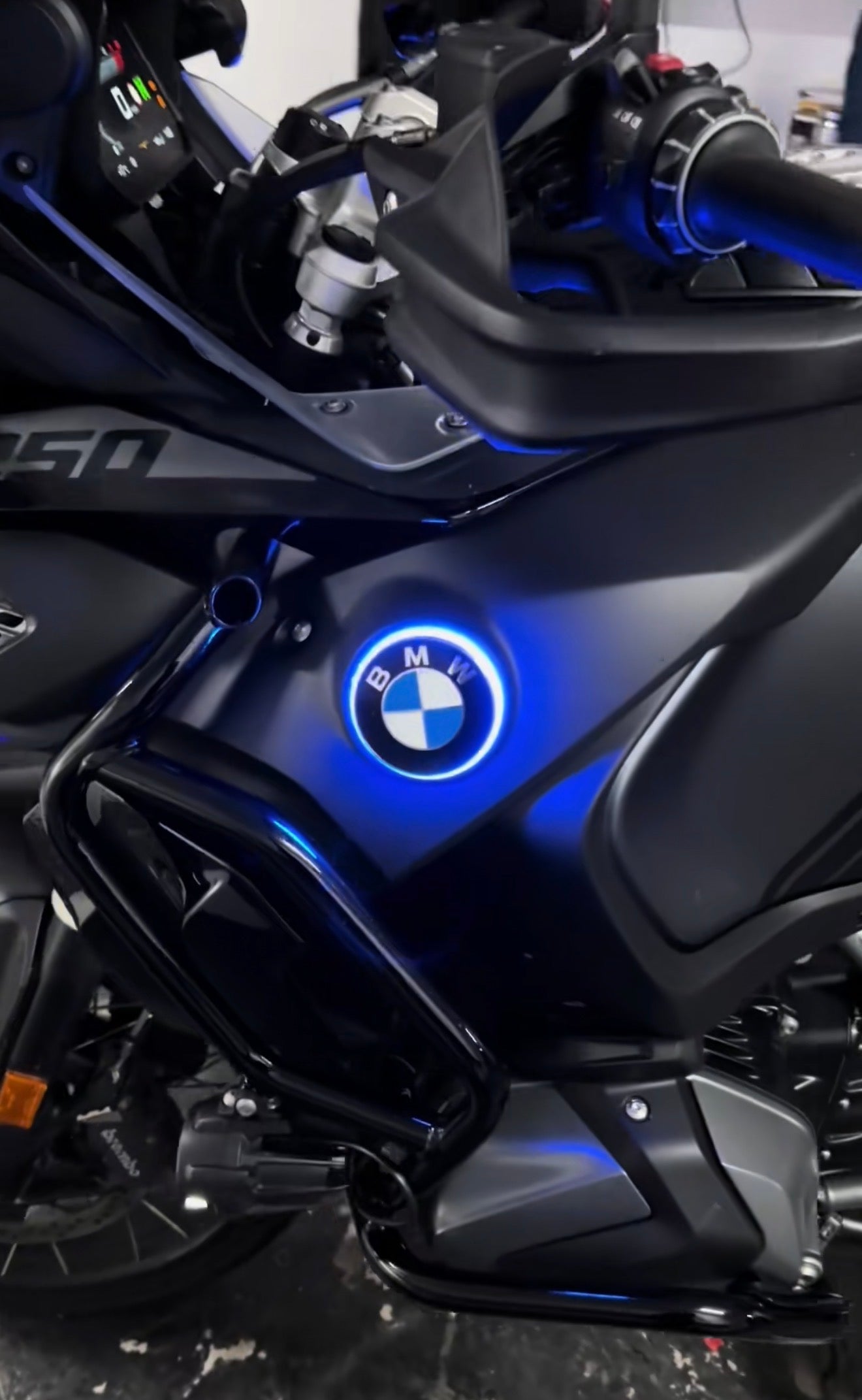 Logo led RGB BMW